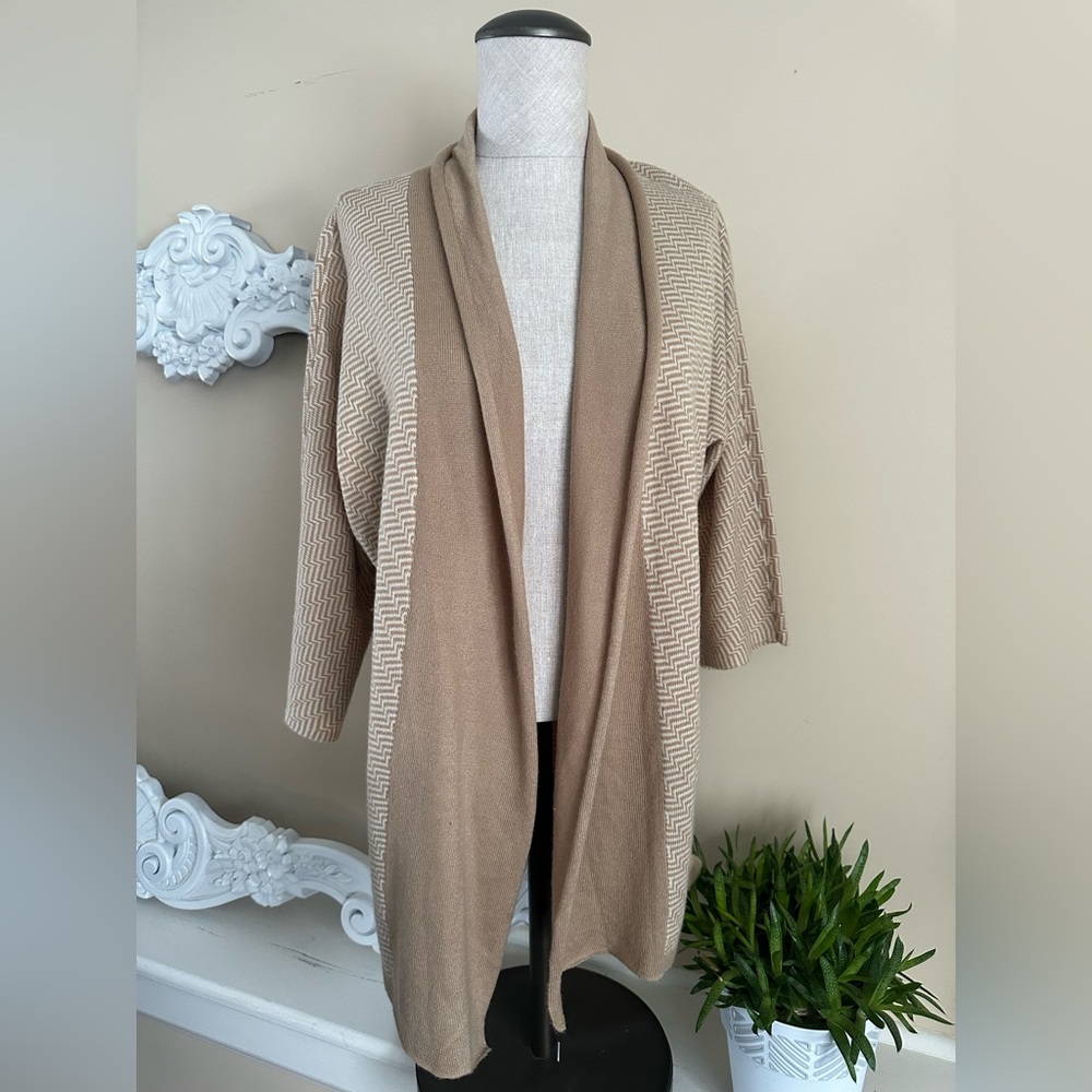 Chico's Beige Patterned Open-Front Cardigan